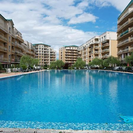 Homey 2 Cosmopolis Stefanestii de Jos Ngoại thất bức ảnh