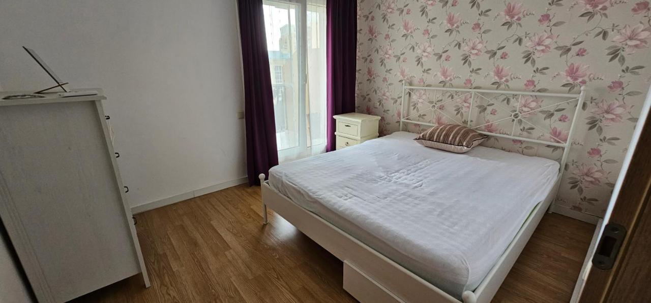 Homey 2 Cosmopolis Stefanestii de Jos Ngoại thất bức ảnh